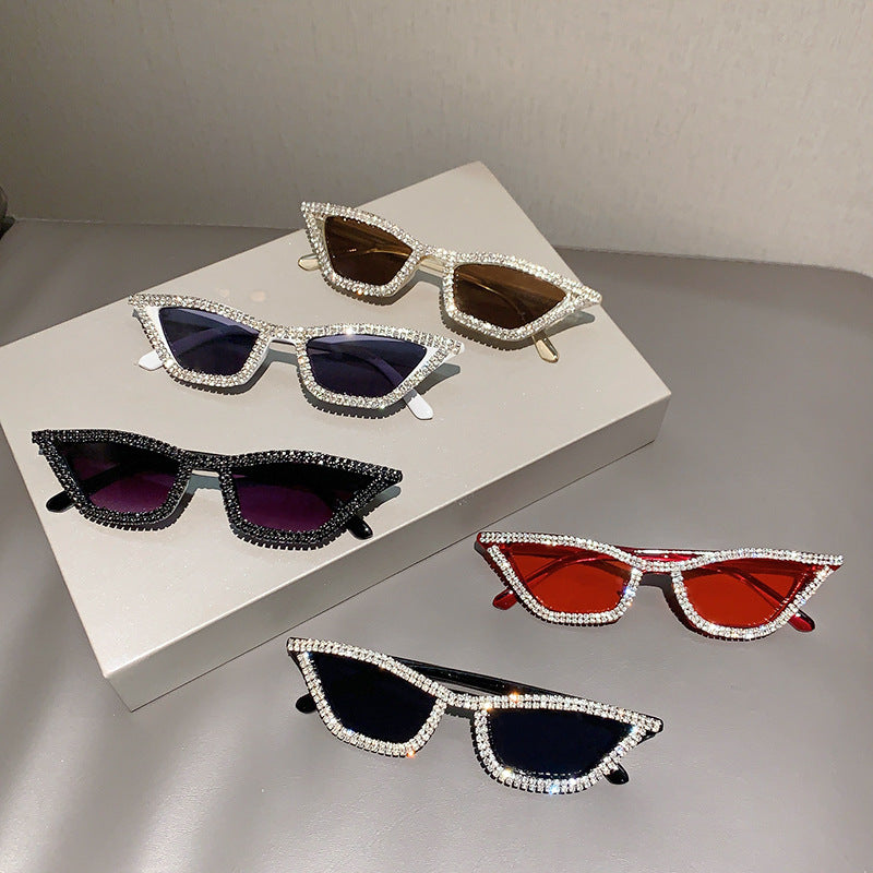 Wholesale Diamond Cat-Eye Triangle Sunglasses